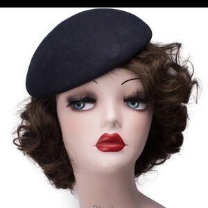 Round felt fascinator hat